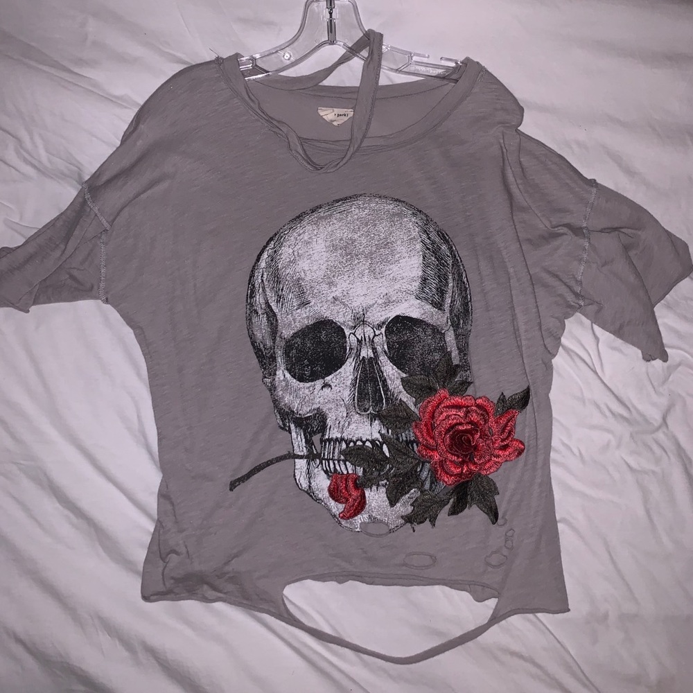 Distressed Skull Tee